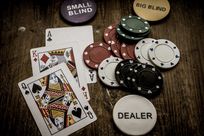 德州撲克各牌型贏錢機率不同-玩法就不同